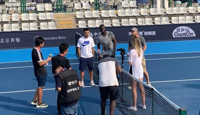 使得开局抢 使得开局抢