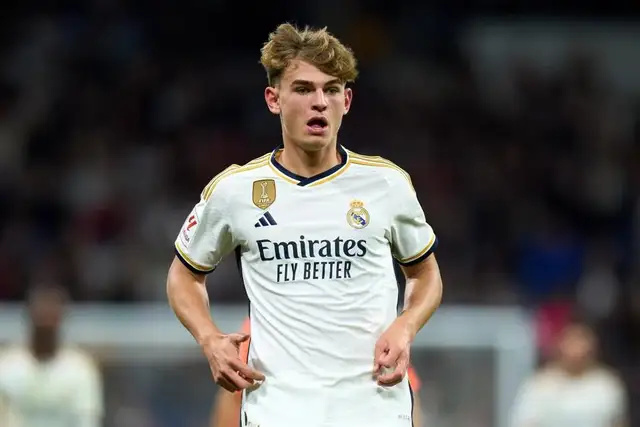 共同构成现 共同构成现