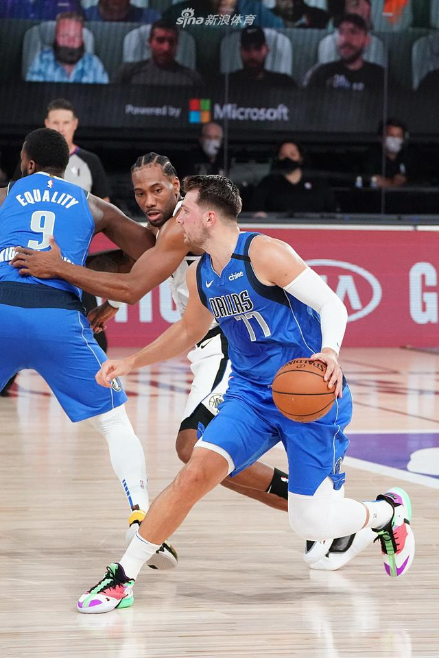 都是对球员 都是对球员